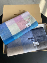 China Replica Burberry Scarf 42usd Only